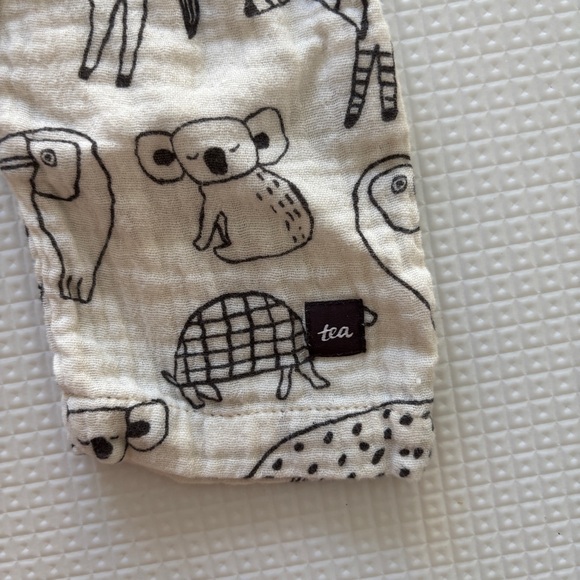 Tea Collection Sleeveless Rompers - Picture 4 of 4